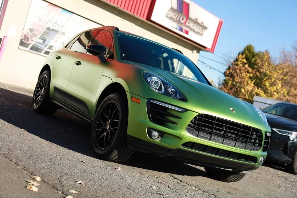 2017 Porsche Macan - Image 2 of 10
