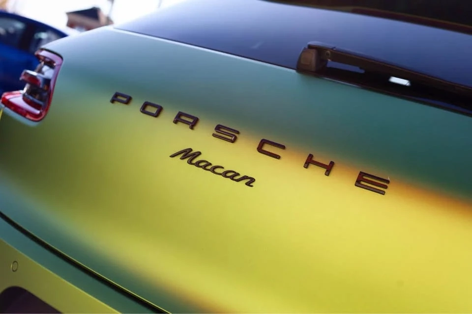 2017 Porsche Macan - Image 6 of 10