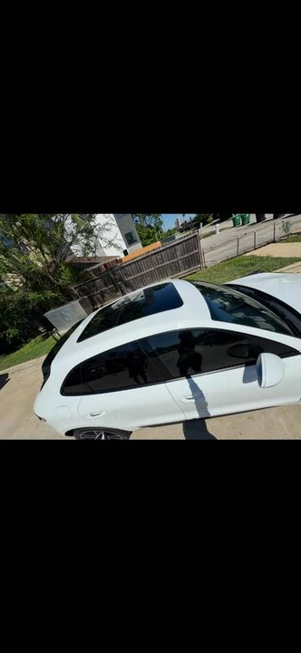 2022 Porsche Macan - Image 2 of 12