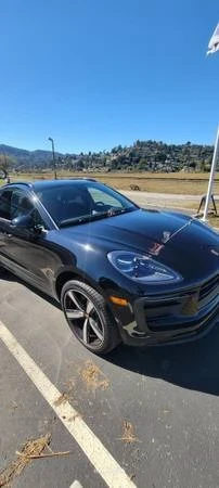2023 Porsche Macan - Image 11 of 11