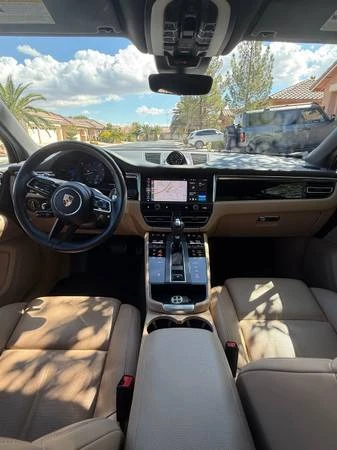 2023 Porsche Macan - Image 5 of 19