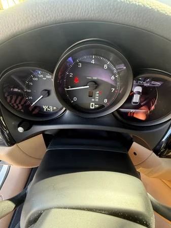2023 Porsche Macan - Image 4 of 19