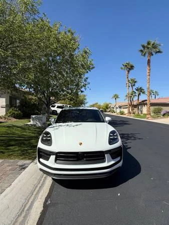 2023 Porsche Macan - Image 2 of 19