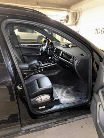 2024 Porsche Macan - Image 6 of 8
