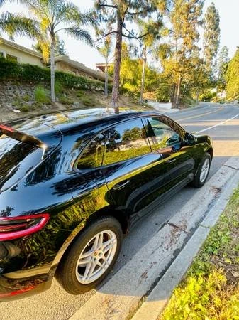 2017 Porsche Macan - Image 6 of 17