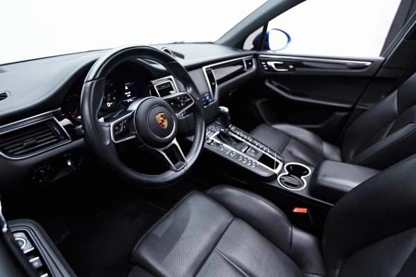 2018 Porsche Macan - Image 6 of 8