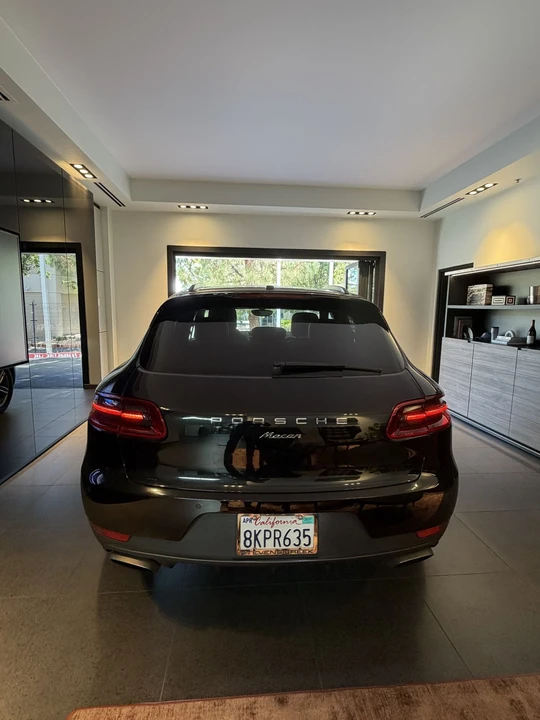 2018 Porsche Macan - Image 5 of 7