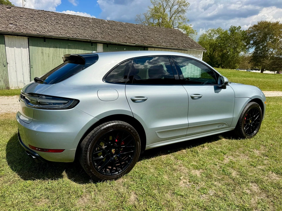 2020 Porsche Macan GTS - Image 26 of 31