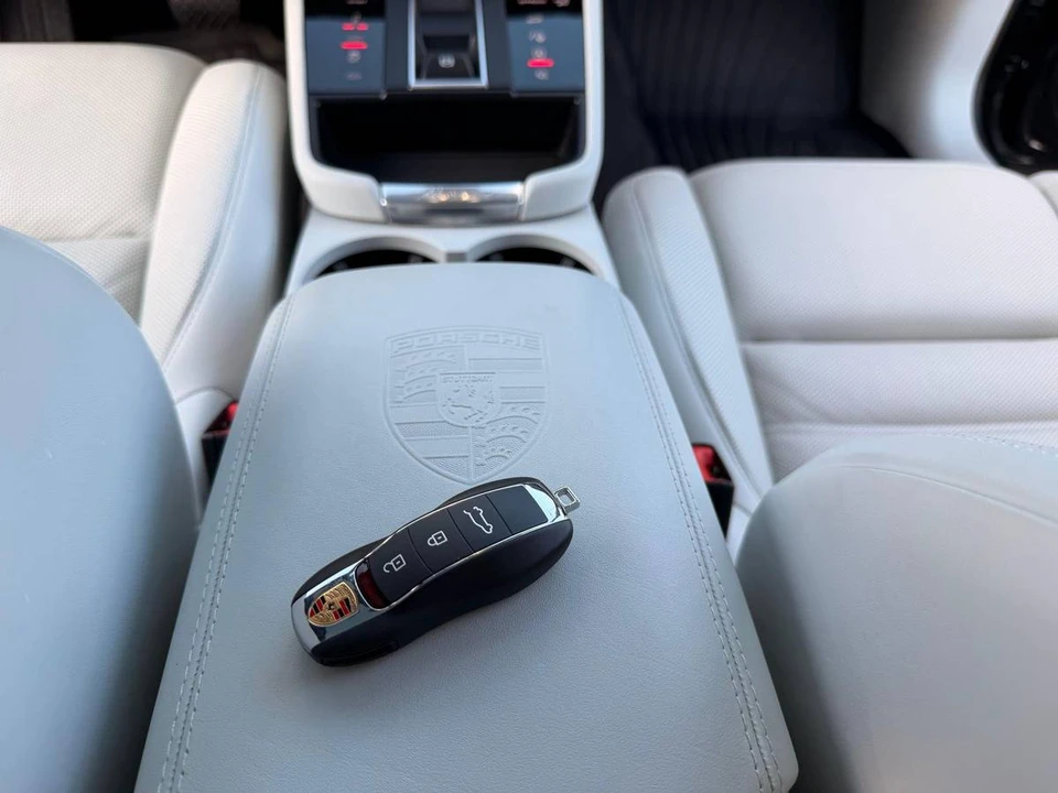 2024 Porsche Macan GTS - Image 24 of 24
