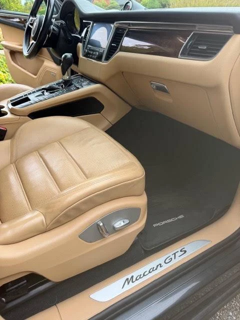 2017 Porsche Macan GTS - Image 10 of 15