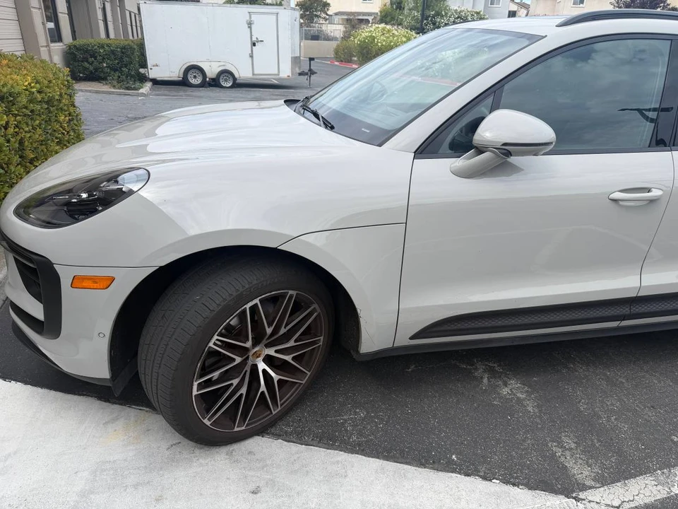 2022 Porsche Macan - Image 4 of 19