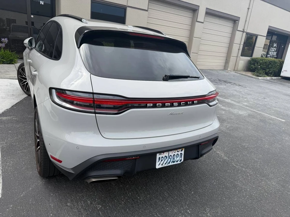 2022 Porsche Macan - Image 5 of 19