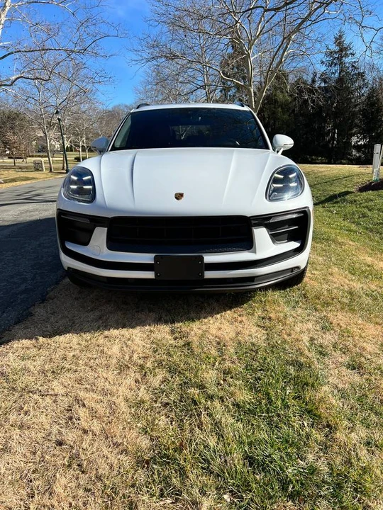2022 Porsche Macan - Image 4 of 24