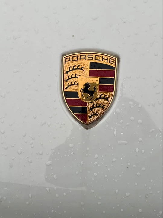 Porsche Macan S - Image 2 of 7