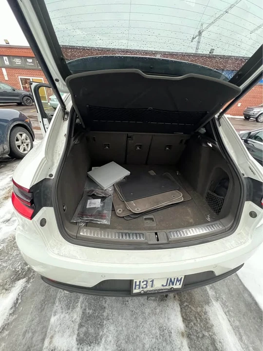 Porsche Macan S - Image 6 of 7