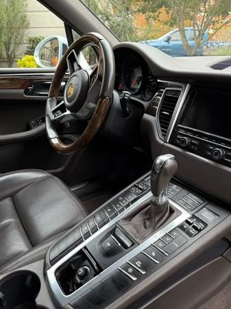 2016 Porsche Macan S - Image 11 of 21