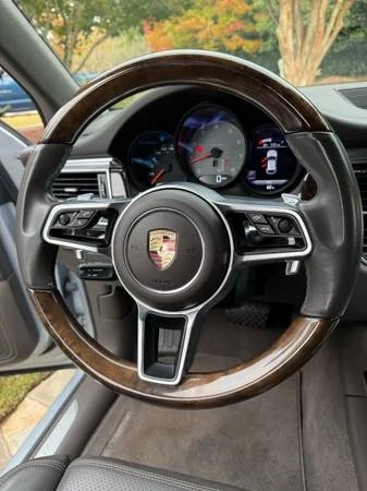 2016 Porsche Macan S - Image 20 of 21