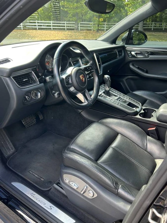 2015 Porsche Macan S - Image 10 of 24