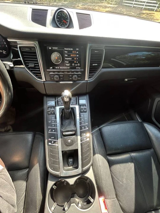 2015 Porsche Macan S - Image 22 of 24