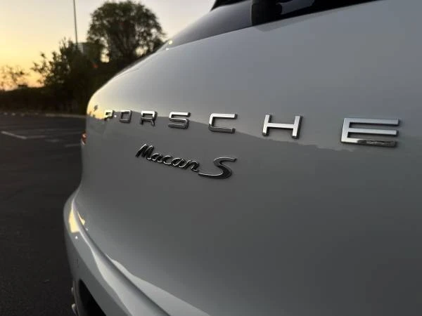2018 Porsche Macan S - Image 9 of 21