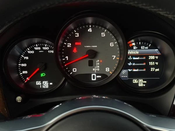 2018 Porsche Macan S - Image 14 of 21
