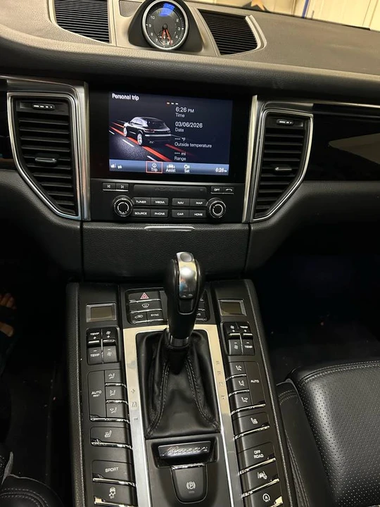2018 Porsche Macan S - Image 3 of 7