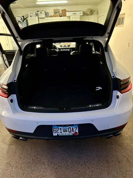 2018 Porsche Macan S - Image 6 of 7
