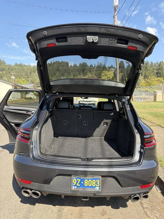 2018 Porsche Macan S - Image 16 of 21