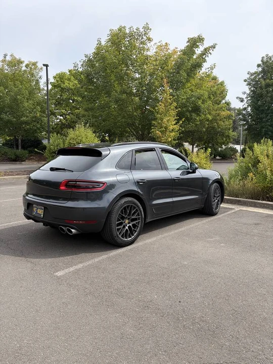 2018 Porsche Macan S - Image 2 of 21