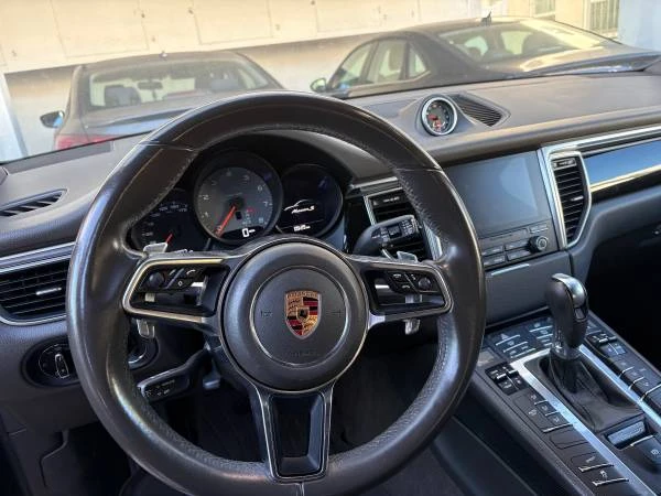 2017 Porsche Macan S - Image 4 of 5