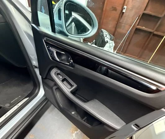 2019 Porsche Macan S - Image 11 of 19