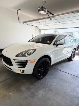 2016 Porsche Macan S