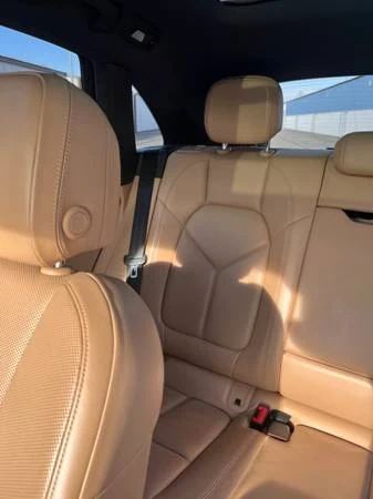 2018 Porsche Macan S - Image 11 of 17