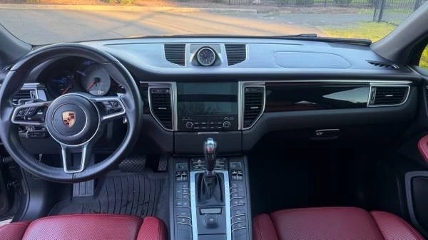 2018 Porsche Macan S - Image 11 of 18