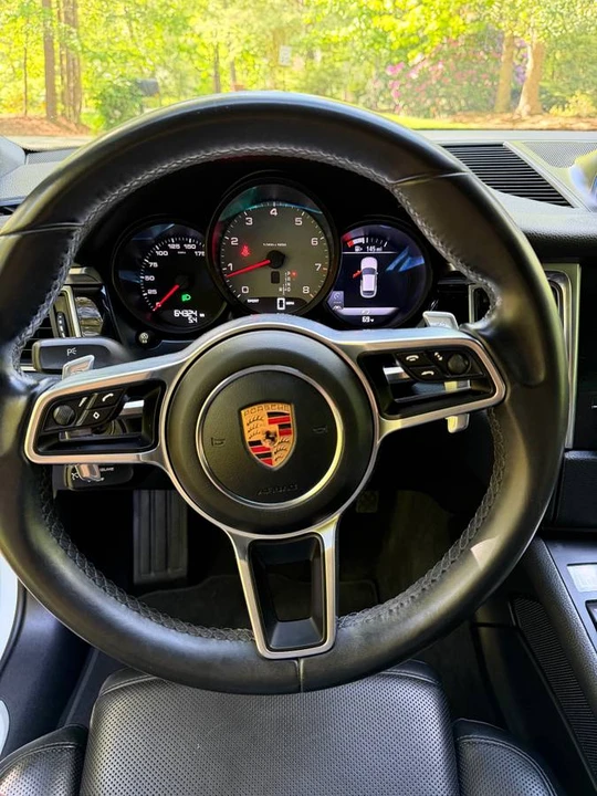 2018 Porsche Macan S - Image 15 of 16