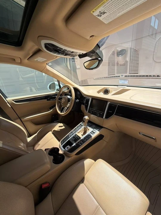 2015 Porsche Macan S - Image 8 of 14