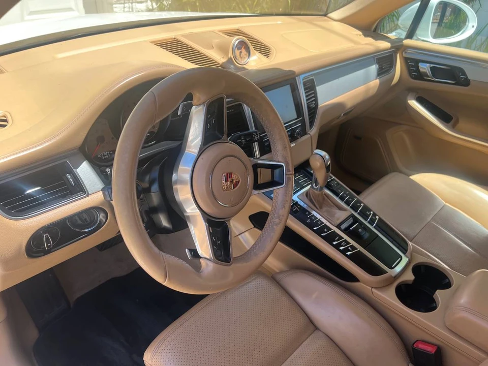 2015 Porsche Macan S - Image 4 of 10