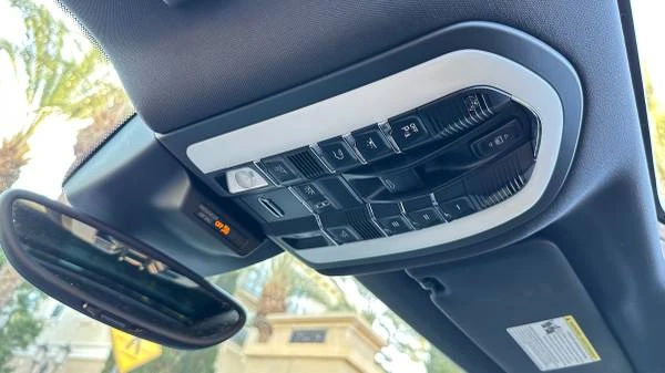 2017 Porsche Macan S - Image 17 of 21