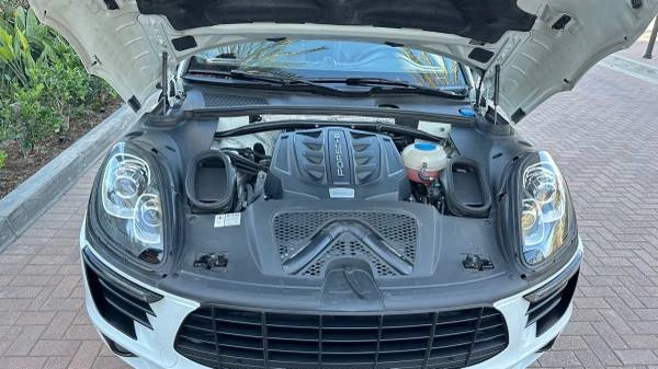 2017 Porsche Macan S - Image 19 of 21