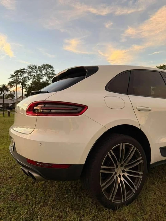 Porsche Macan S - Image 9 of 10
