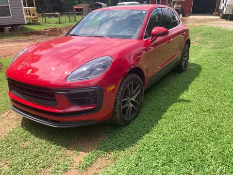 2022 Porsche Macan S