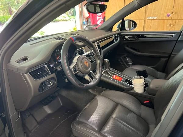 2018 Porsche Macan - Image 4 of 9
