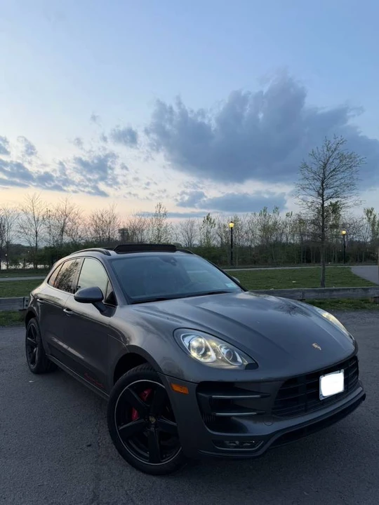 2016 Porsche Macan Turbo - Image 2 of 18