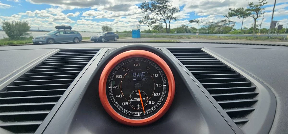 2016 Porsche Macan Turbo - Image 15 of 24