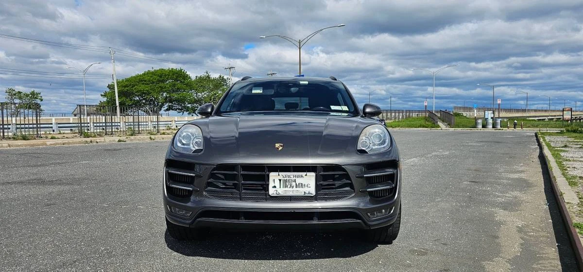 2016 Porsche Macan Turbo - Image 3 of 24