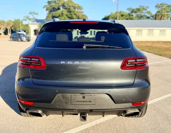 2017 Porsche Macan Turbo - Image 4 of 16