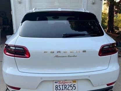 2017 Porsche Macan Turbo - Image 10 of 18