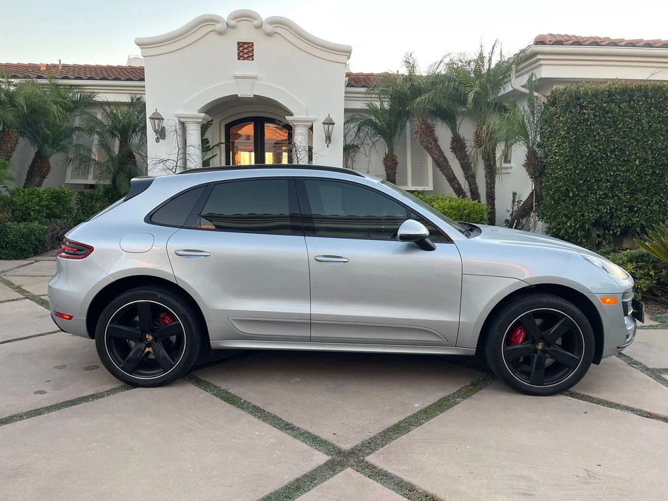 2016 Porsche Macan Turbo - Image 6 of 23