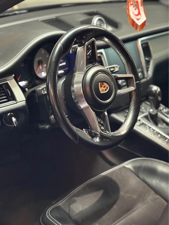 2017 Porsche Macan GTS - Image 2 of 9