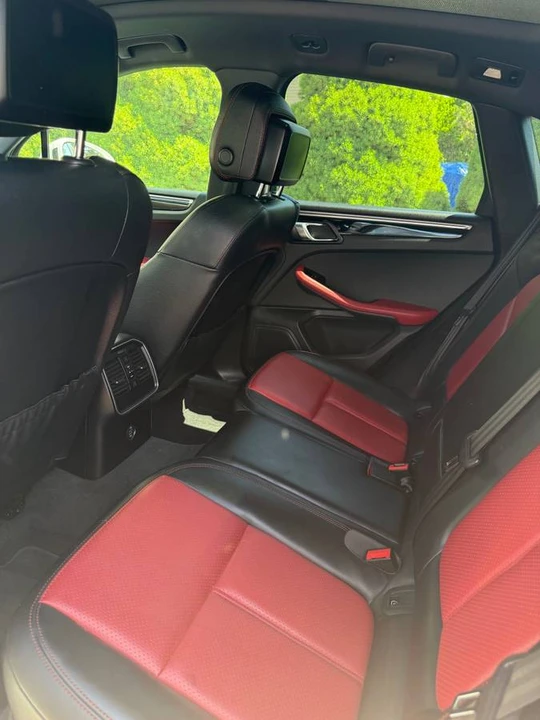 2018 Porsche Macan - Image 6 of 6